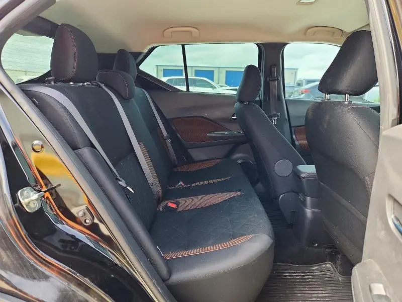 2020 NISSAN KICKS SR  