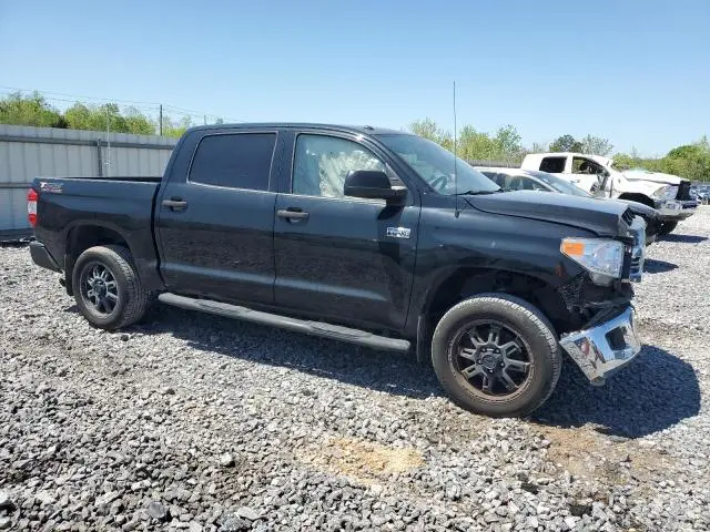 2016 TOYOTA TUNDRA CREWMAX SR5  