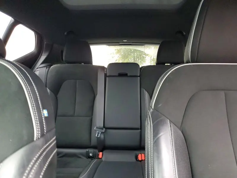 2021 VOLVO XC40 RECHARGE  