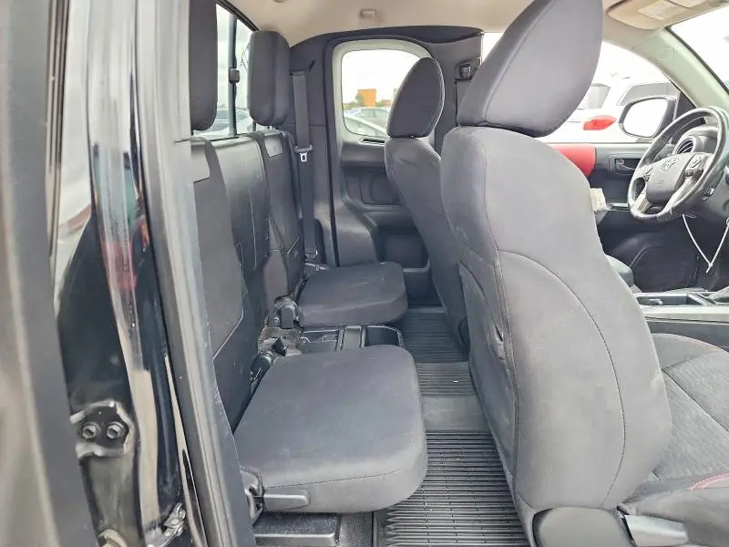 2017 TOYOTA TACOMA SR5 V6  