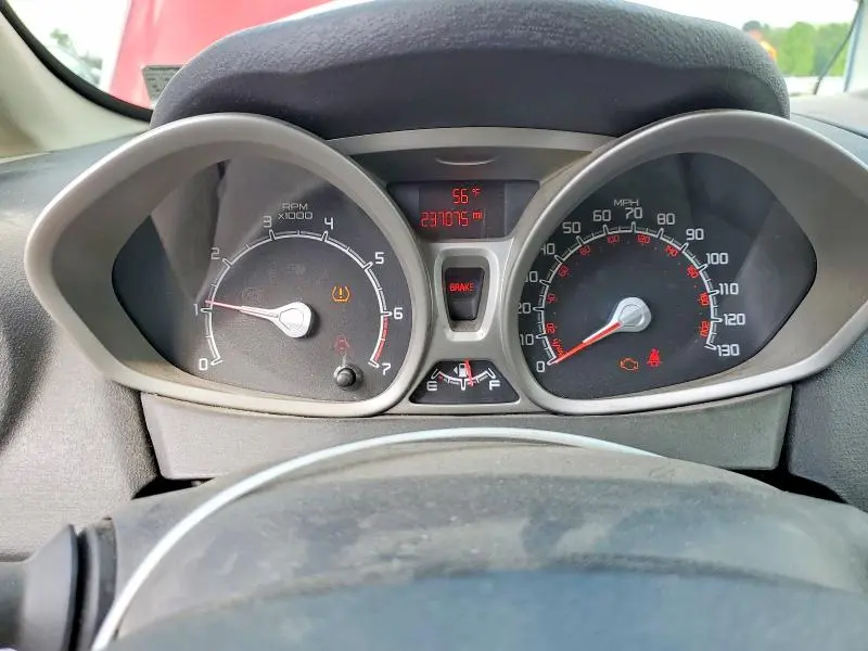2011 FORD FIESTA SE  