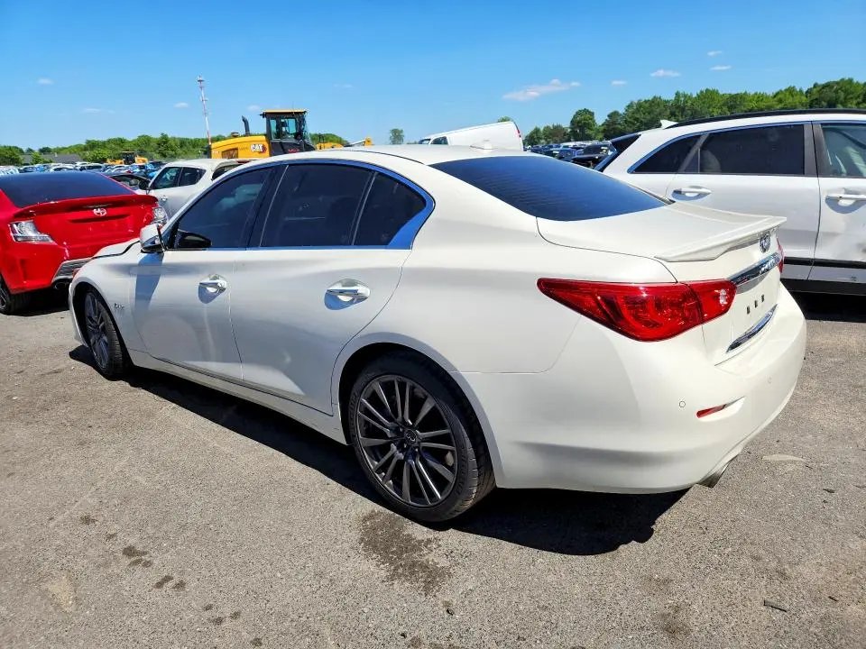 2016 INFINITI Q50 RED SPORT 400  