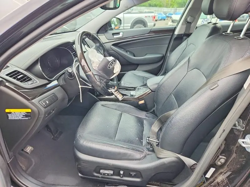 2015 KIA CADENZA PREMIUM  