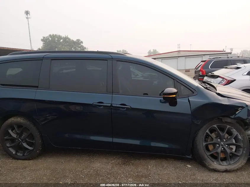 2023 CHRYSLER PACIFICA LIMITED AWD