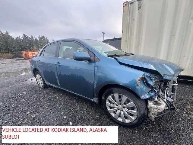 2013 TOYOTA COROLLA BASE  