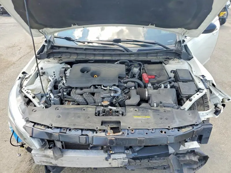 2019 NISSAN ALTIMA SR  