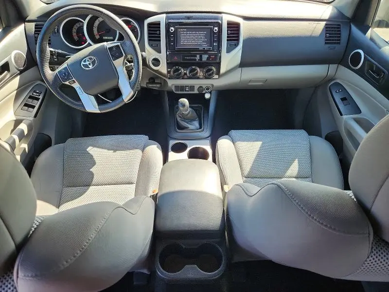 2015 TOYOTA TACOMA V6  