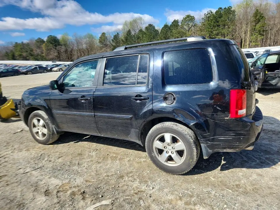 2011 HONDA PILOT EX  