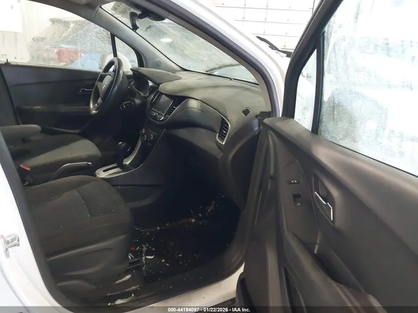 2020 CHEVROLET TRAX FWD LS