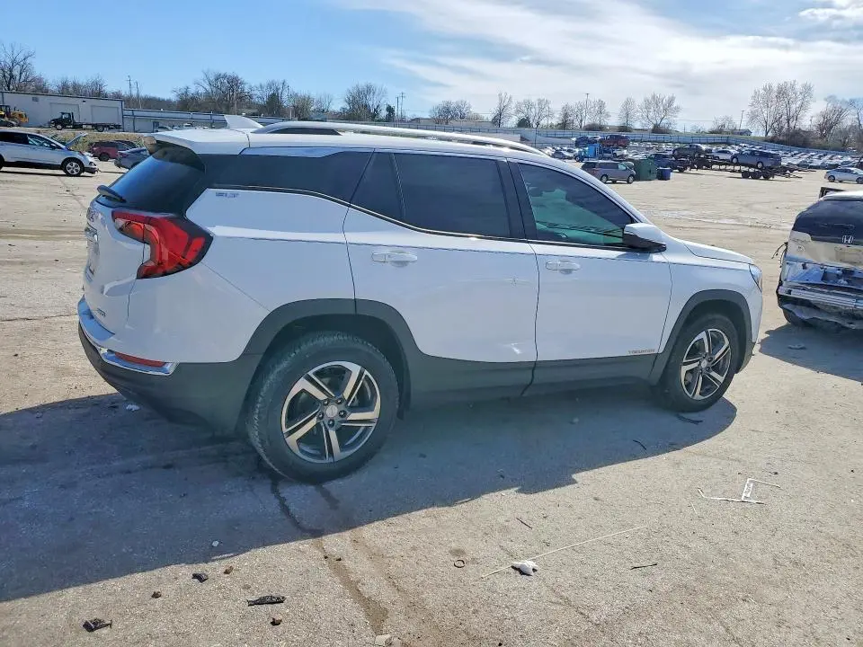 2020 GMC TERRAIN SLT  