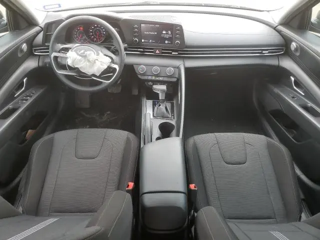 2022 HYUNDAI ELANTRA SE