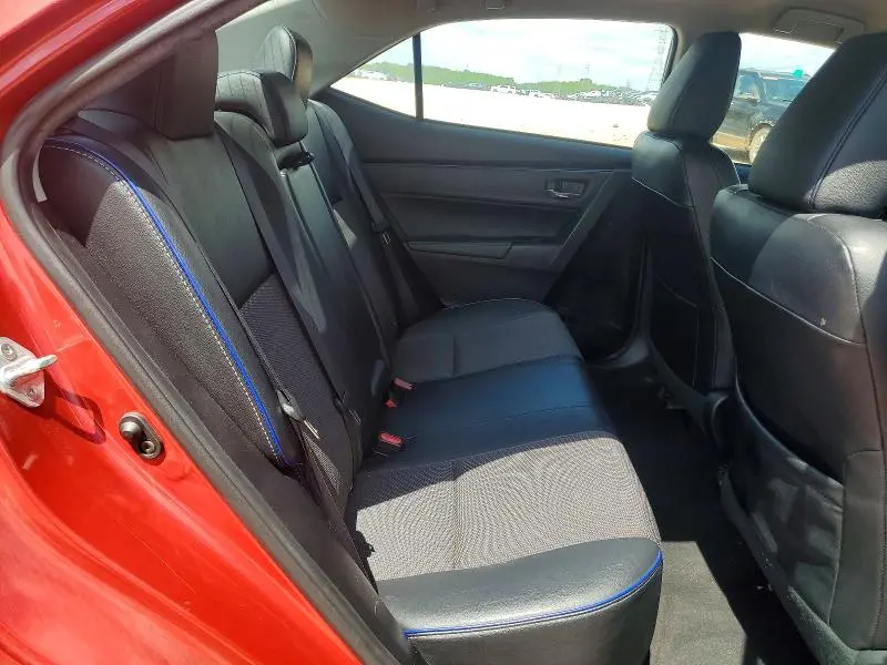 2017 TOYOTA COROLLA SE  