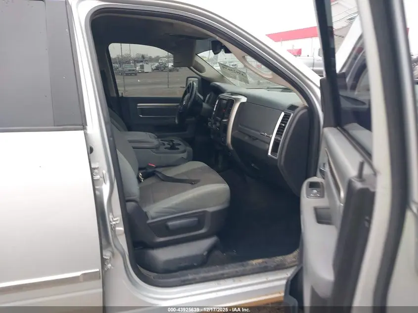 2017 RAM 1500 LONE STAR  4X2 5'7 BOX
