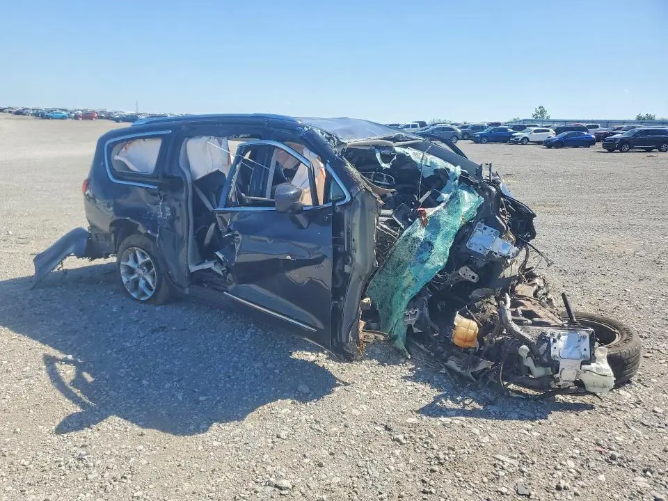 2019 CHRYSLER PACIFICA TOURING L PLUS  
