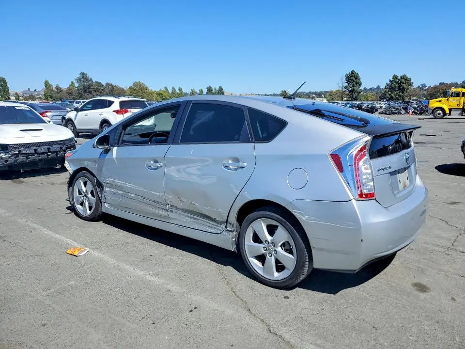 2013 TOYOTA PRIUS FIVE  