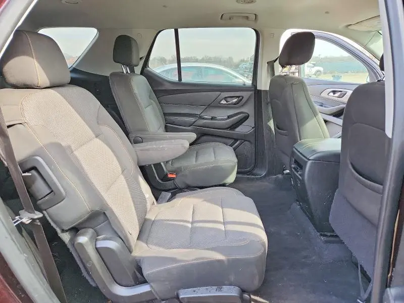 2021 CHEVROLET TRAVERSE LT  