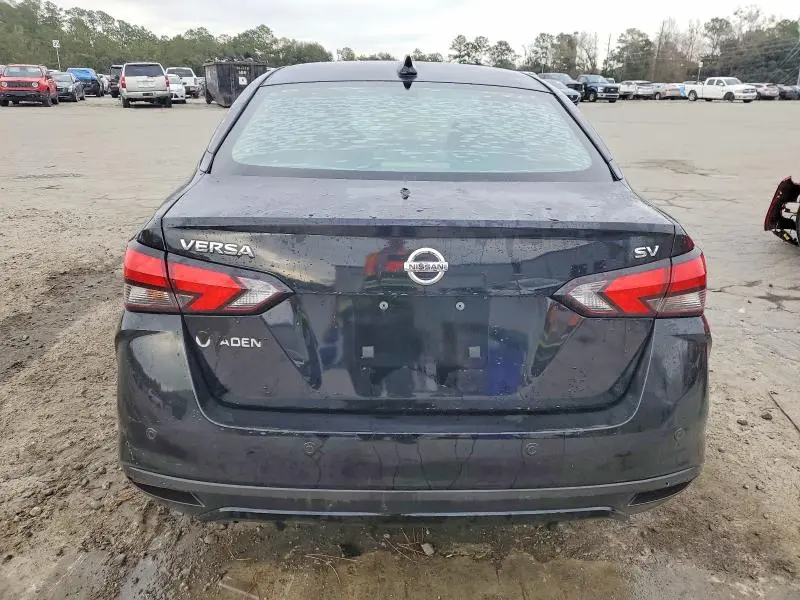 2020 NISSAN VERSA SV  