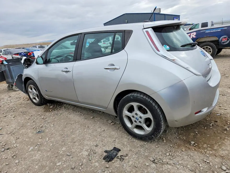 2013 NISSAN LEAF S  