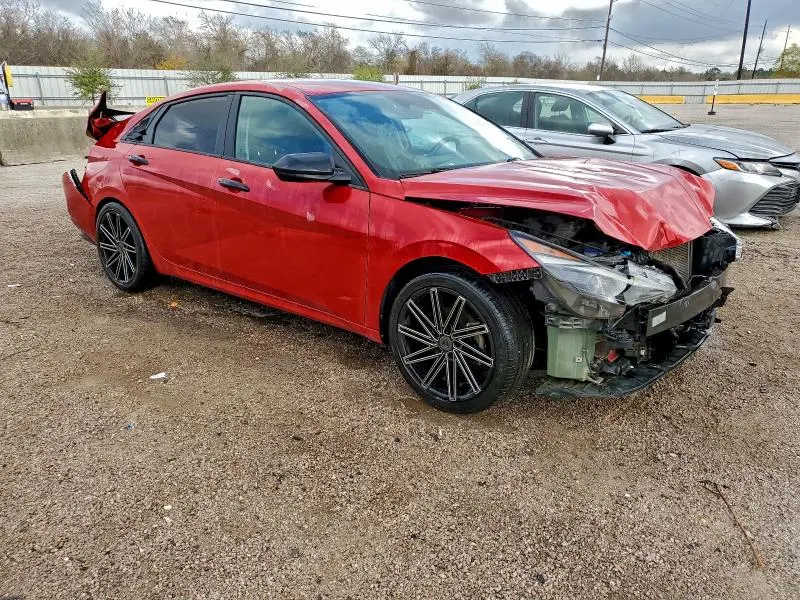 2021 HYUNDAI ELANTRA SEL  