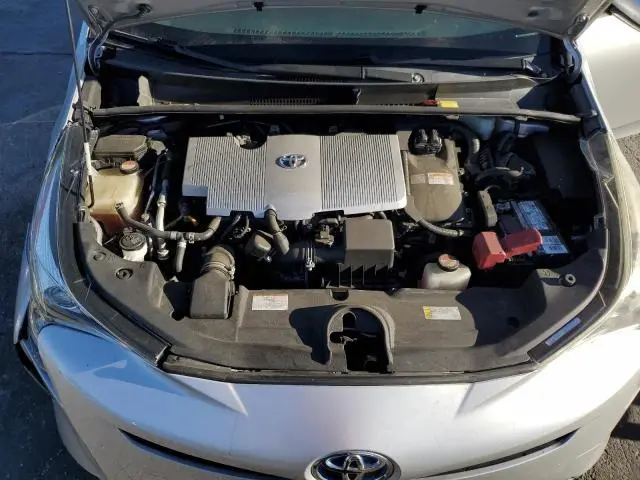 2016 TOYOTA PRIUS THREE  