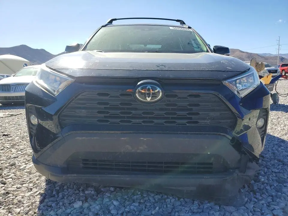 2019 TOYOTA RAV4   