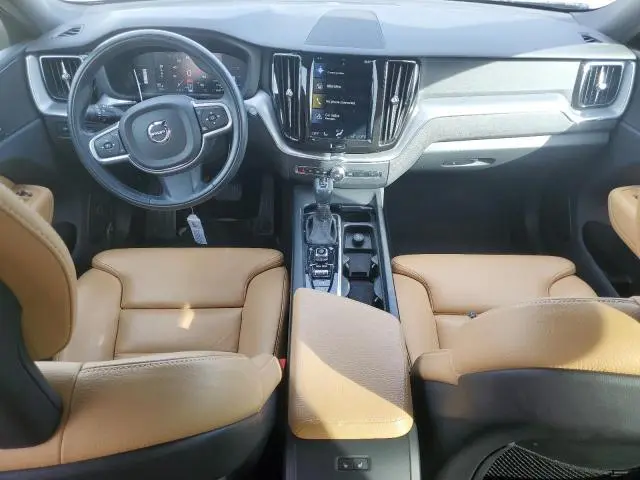 2019 VOLVO XC60 T5  