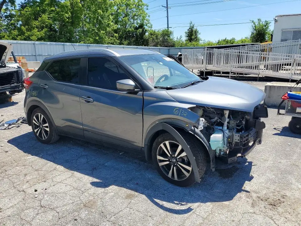 2020 NISSAN KICKS SV  
