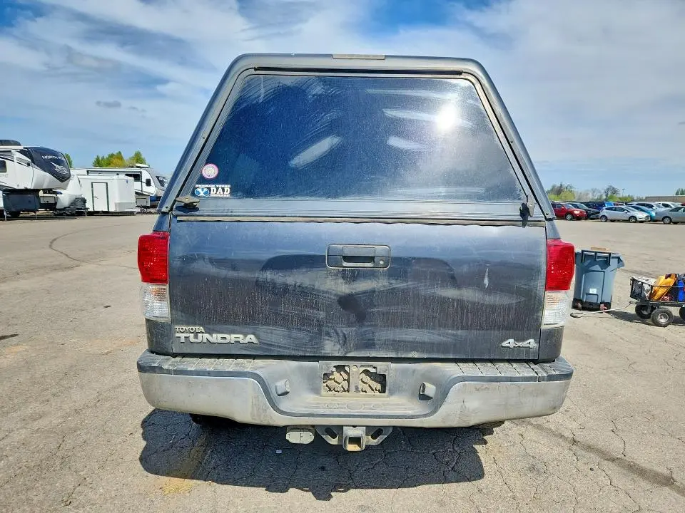 2011 TOYOTA TUNDRA DOUBLE CAB SR5  
