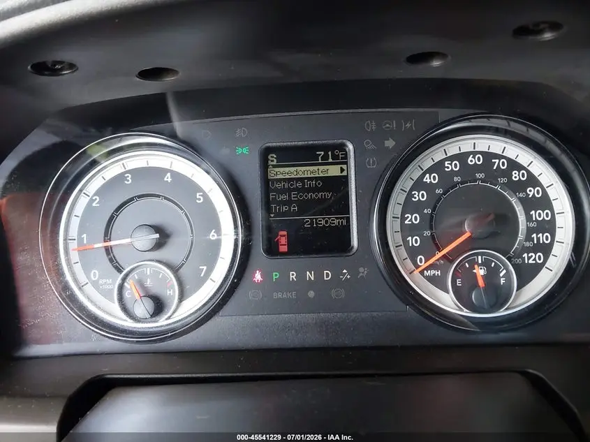 2019 RAM 1500 CLASSIC TRADESMAN  4X2 6'4 BOX