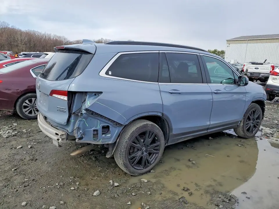2022 HONDA PILOT SE  