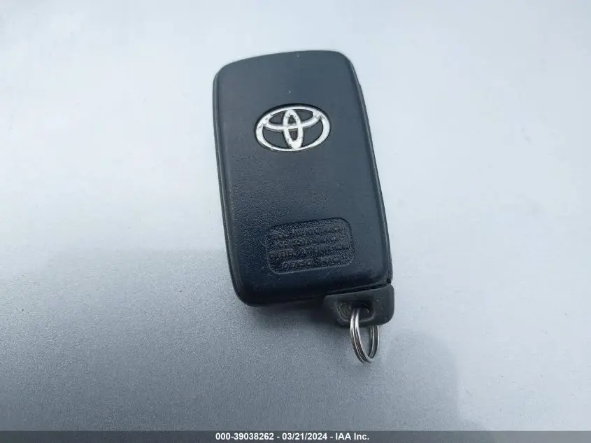 2015 TOYOTA VENZA XLE