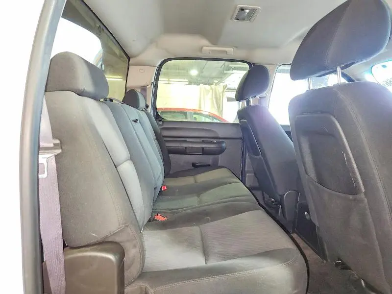2011 CHEVROLET SILVERADO K1500 LT  