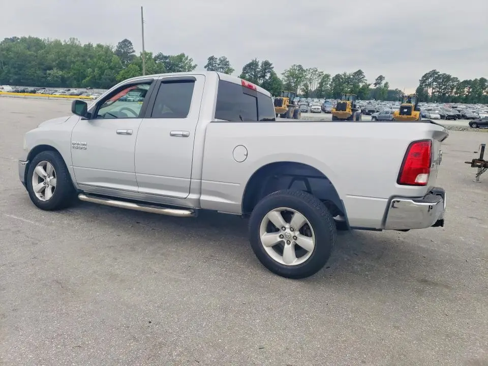 2013 RAM 1500 SLT  