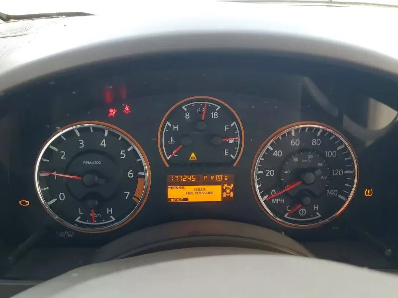 2014 NISSAN TITAN S  
