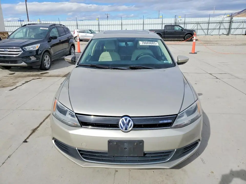 2013 VOLKSWAGEN JETTA HYBRID  