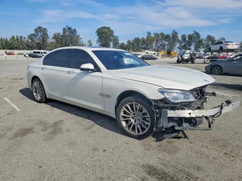 2014 BMW 750 LXI  