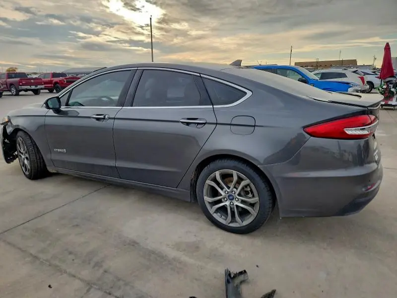 2019 FORD FUSION TITANIUM  