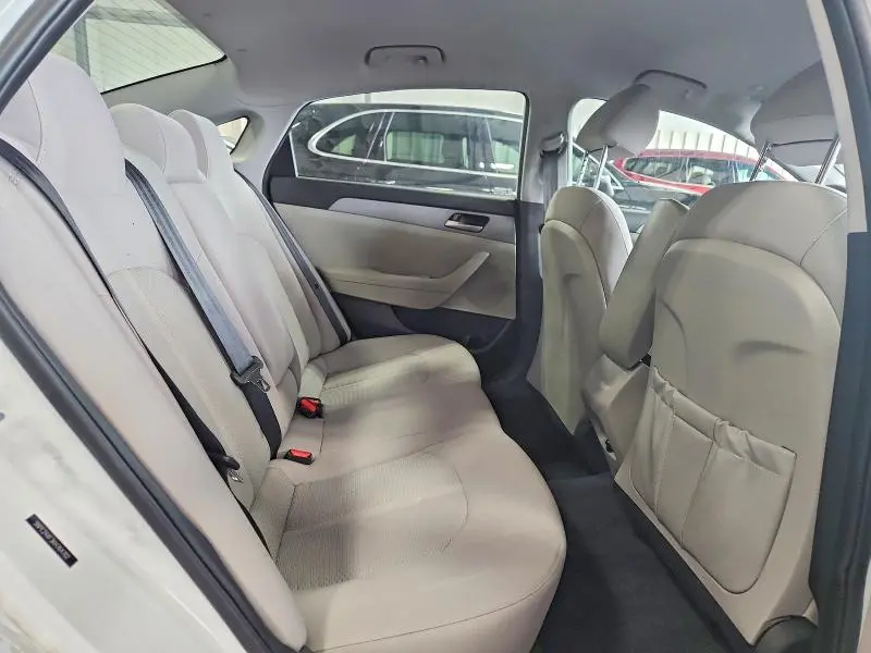 2019 HYUNDAI SONATA SE  