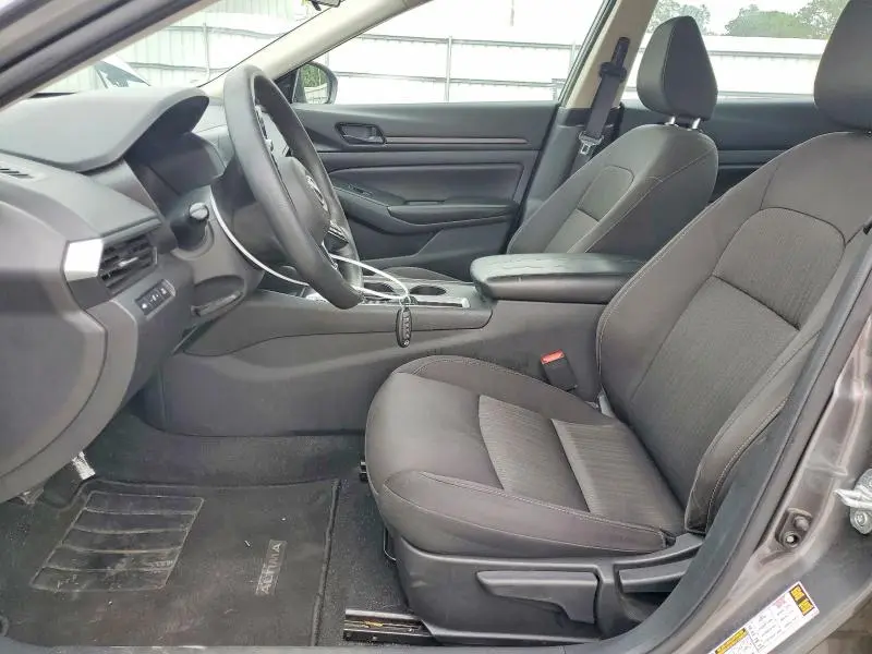 2024 NISSAN ALTIMA S  