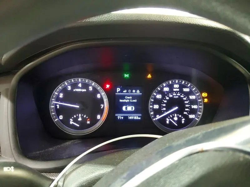 2018 HYUNDAI SONATA SE  
