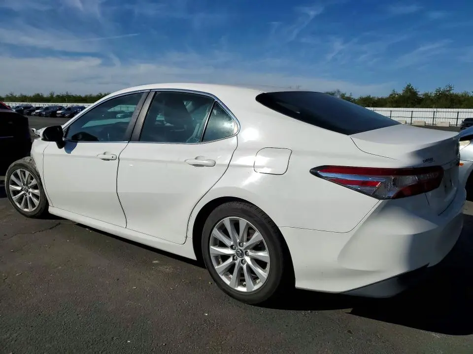 2018 TOYOTA CAMRY LE  