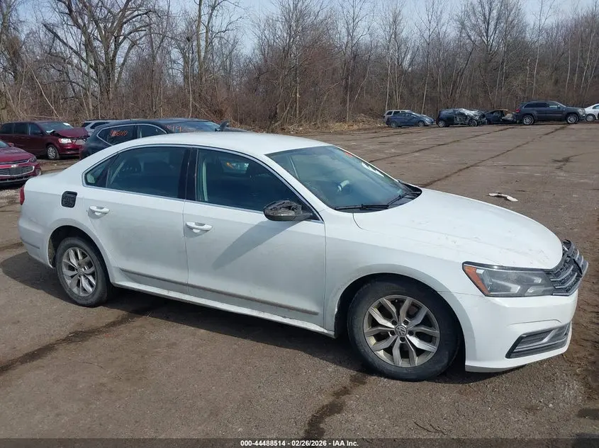 2016 VOLKSWAGEN PASSAT 1.8T S