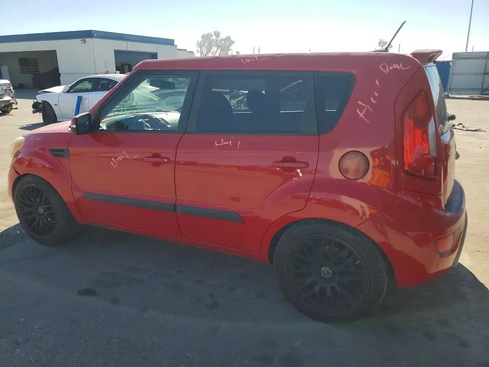 2012 KIA SOUL +  