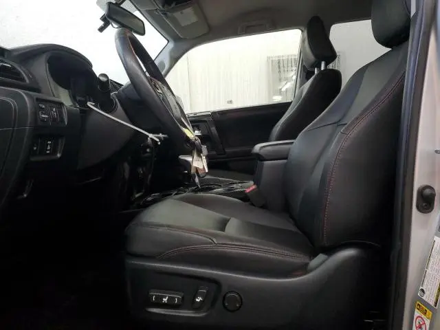 2019 TOYOTA 4RUNNER SR5/SR5 PREMIUM  