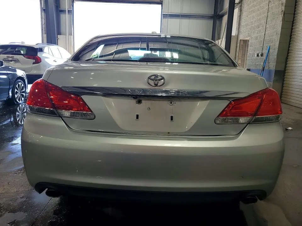 2011 TOYOTA AVALON LIMITED  