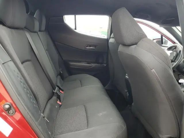 2019 TOYOTA C-HR XLE