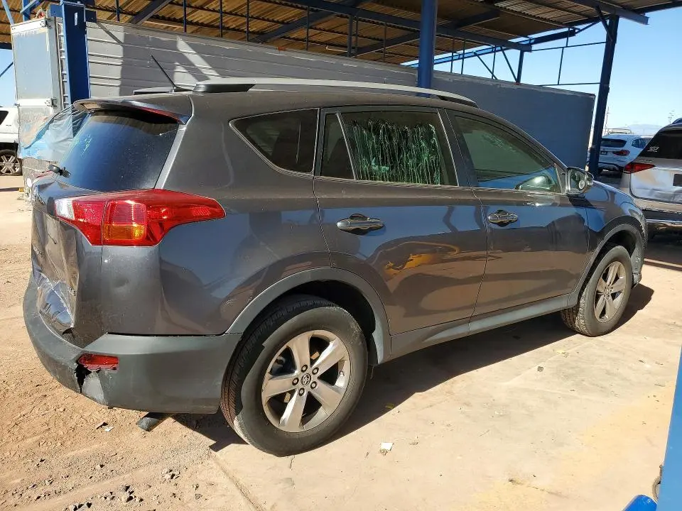2015 TOYOTA RAV4 XLE  