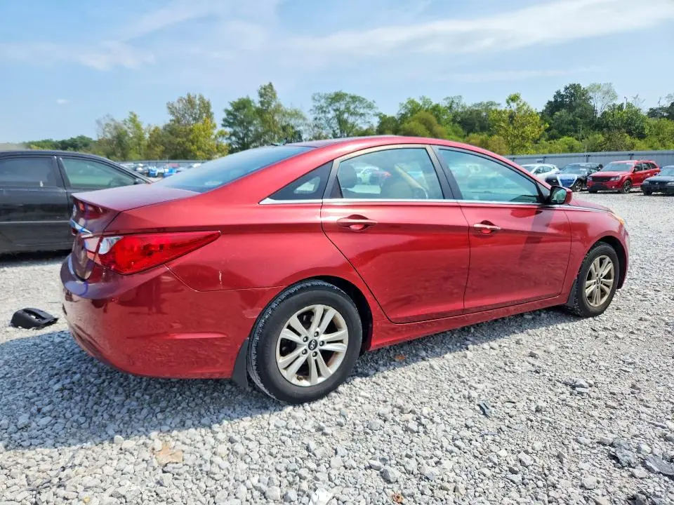 2012 HYUNDAI SONATA GLS  