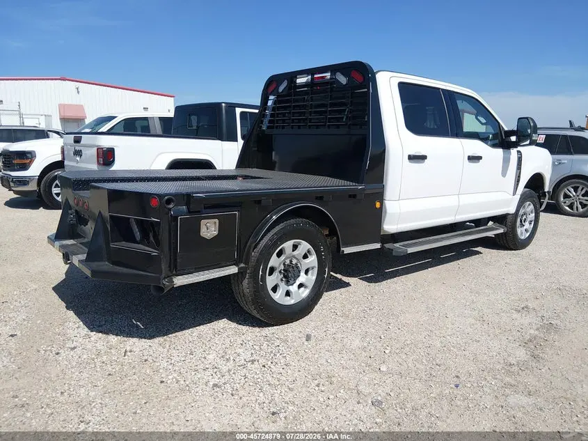 2024 FORD F-250 XLT