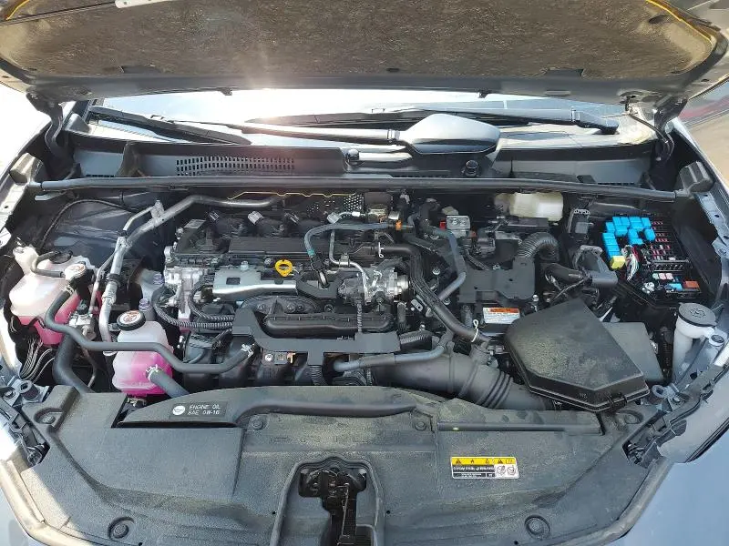 2025 TOYOTA PRIUS XLE  